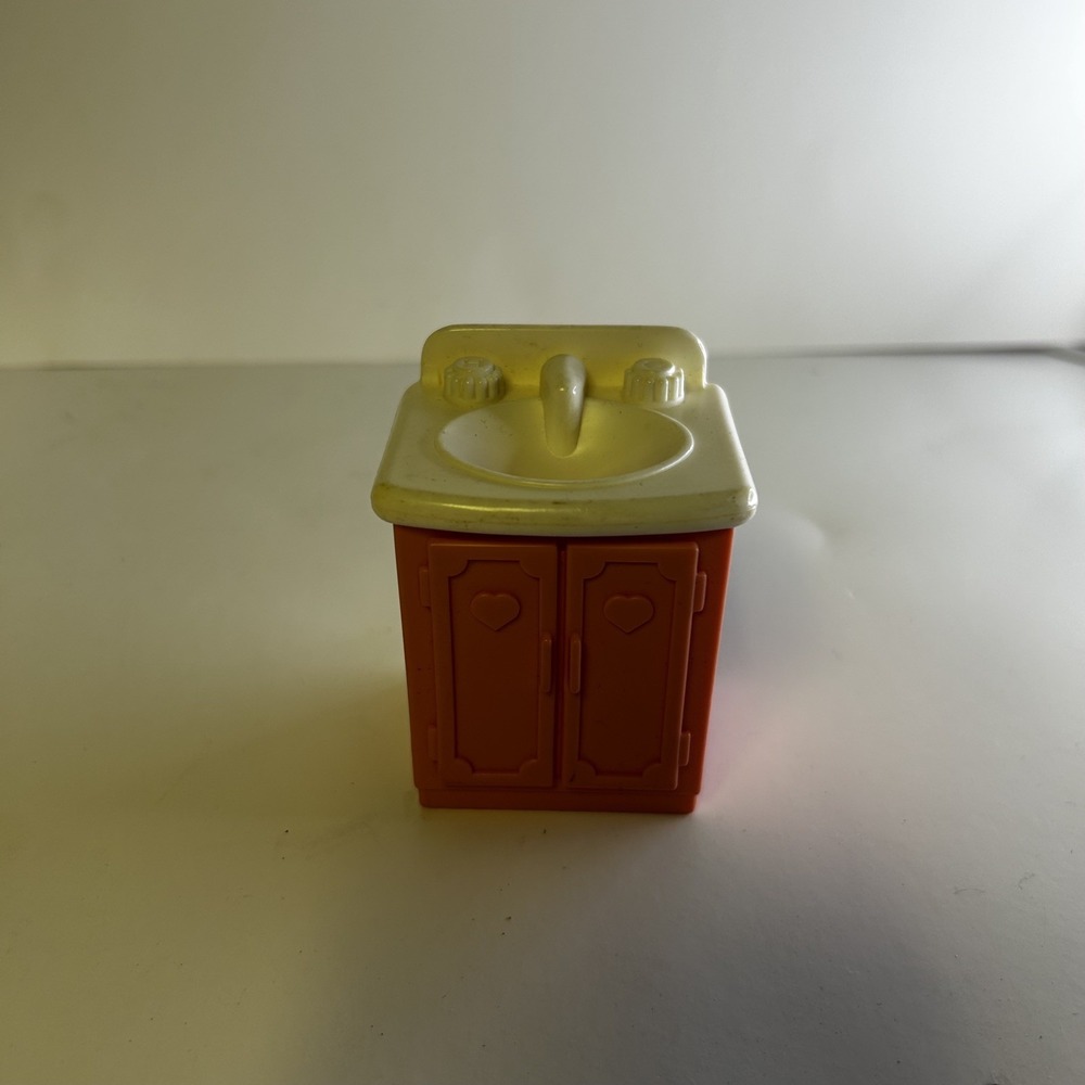 Vintage Fisher Price Loving Family DollHouse 1993 Bathroom Pink Sink Vanity 0014